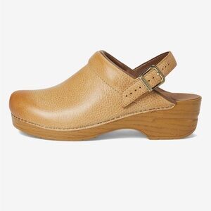 Dansko | 42 | Ingrid Clog in Honey